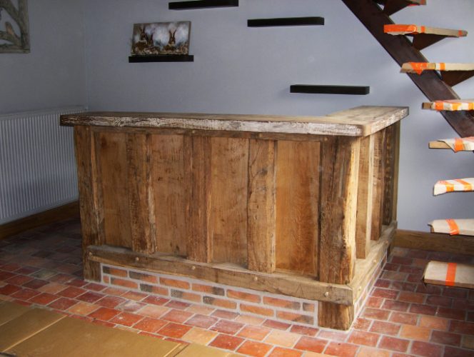 comptoir en bois brut